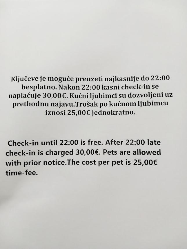 Studio Apartman Krila Wings- Parking In Garage Zágráb Kültér fotó
