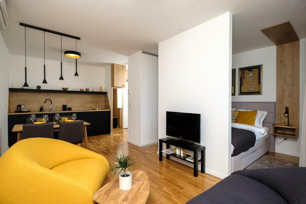 Studio Apartman Krila Wings- Parking In Garage Zágráb Kültér fotó